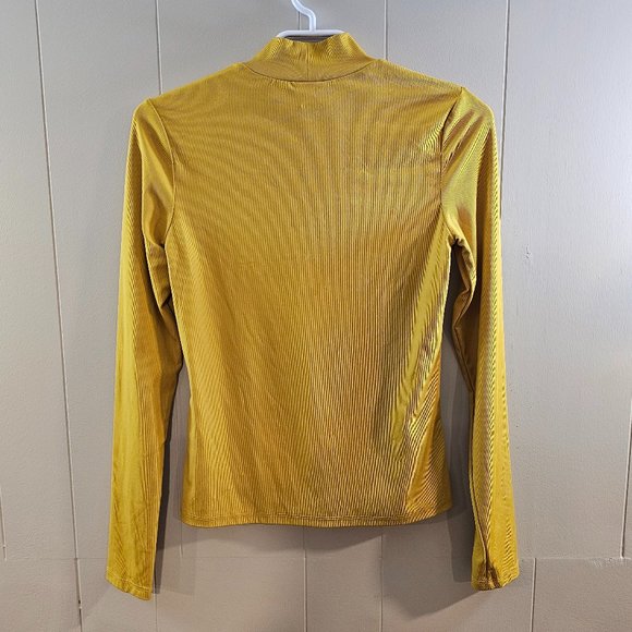 💜 4/$30 💜 H&M Long Sleeve Mock Neck - Picture 2 of 5